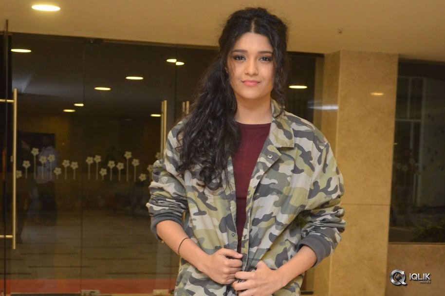 Rithika-singh-At-Guru-Movie-Trailer-Launch